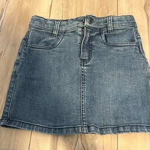 EUC Hatley Girls Jean Skirt Size 6